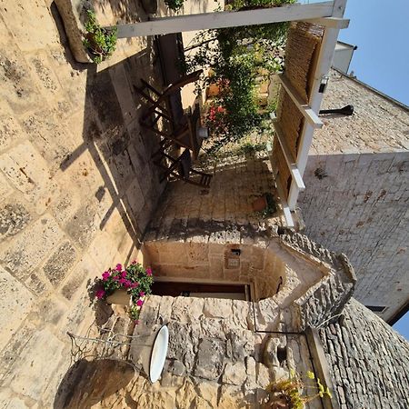 Гостевой дом Il Trullo Di Nonna Lella Кастеллана-Гротте Экстерьер фото